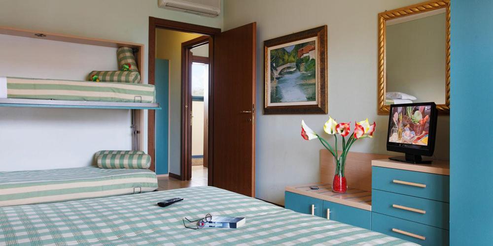 Residence Spiaggia D'Oro Desenzano del Garda Bilik gambar
