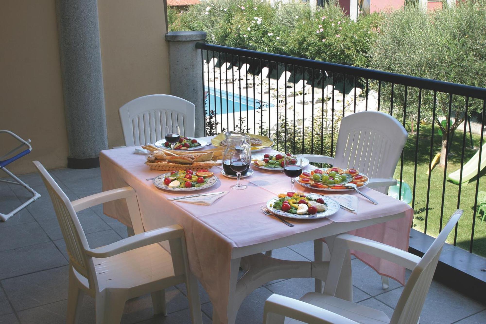 Residence Spiaggia D'Oro Desenzano del Garda Luaran gambar