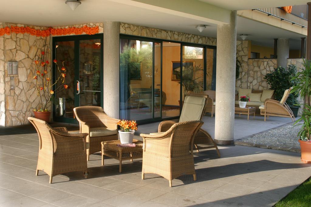 Residence Spiaggia D'Oro Desenzano del Garda Luaran gambar